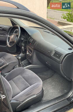 Универсал Volkswagen Golf 2000 в 