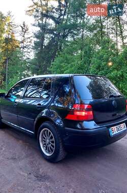 Хетчбек Volkswagen Golf 2001 в 