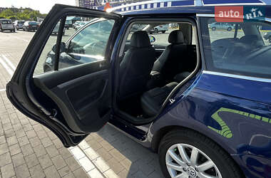 Универсал Volkswagen Golf 2009 в 