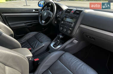 Универсал Volkswagen Golf 2009 в 