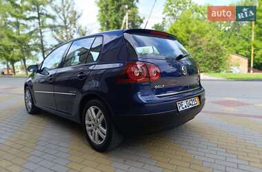 Хетчбек Volkswagen Golf 2008 в 