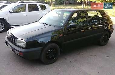 Хетчбек Volkswagen Golf 1995 в Чернігові