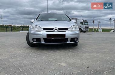 Хэтчбек Volkswagen Golf 2005 в Луцке
