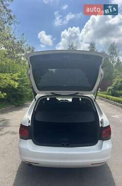 Универсал Volkswagen Golf 2011 в 