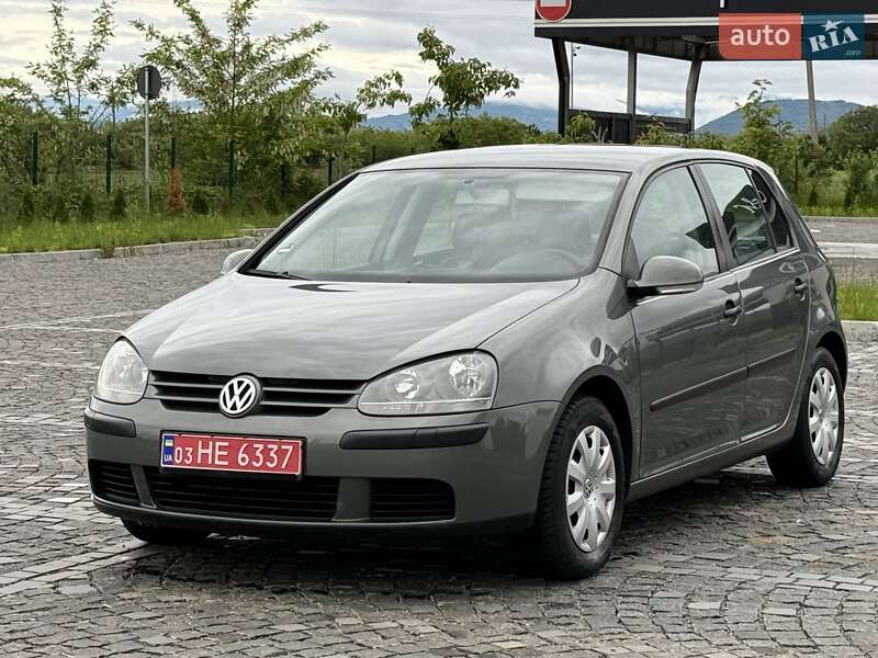 Volkswagen Golf 2004
