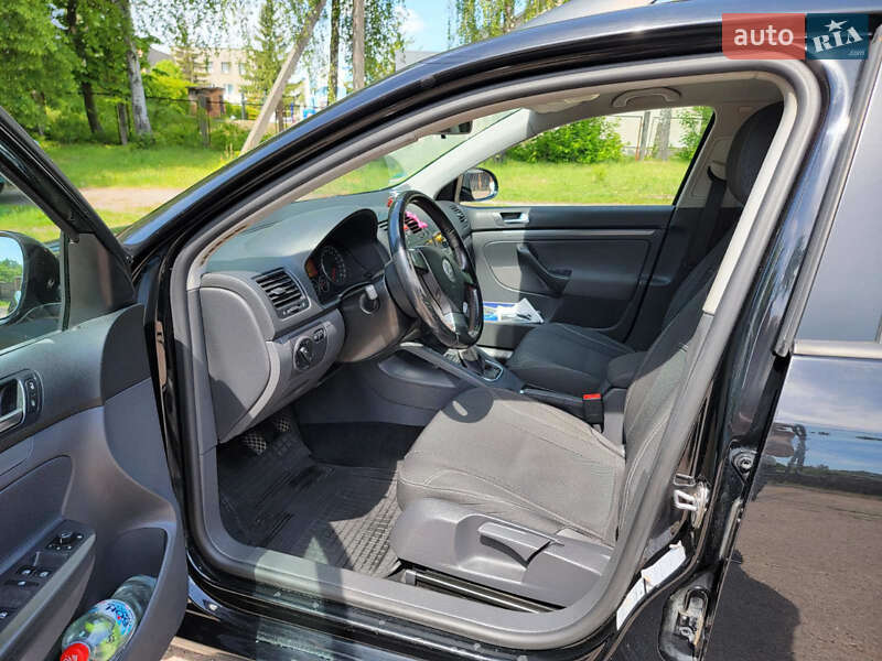 Універсал Volkswagen Golf 2008 в Хорошеві