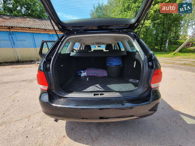 Універсал Volkswagen Golf 2008 в Хорошеві