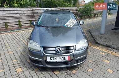 Универсал Volkswagen Golf 2009 в 