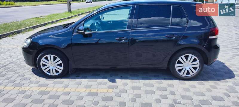 Хетчбек Volkswagen Golf 2010 в Хмельницькому