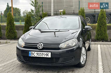 Хэтчбек Volkswagen Golf 2011 в Львове