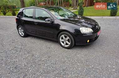 Хэтчбек Volkswagen Golf 2006 в Славуте