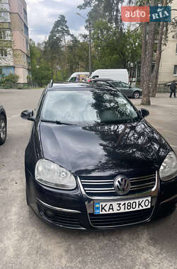 Универсал Volkswagen Golf 2009 в Киеве