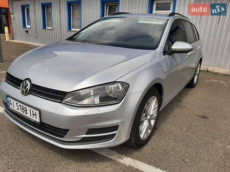Універсал Volkswagen Golf 2016 в Києві