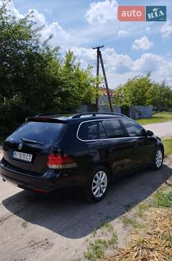 Универсал Volkswagen Golf 2010 в 