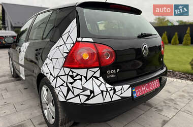 Хэтчбек Volkswagen Golf 2008 в 