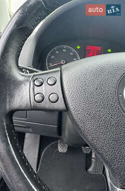 Хэтчбек Volkswagen Golf 2008 в 