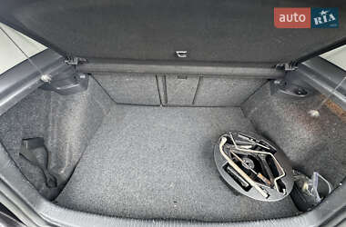 Хэтчбек Volkswagen Golf 2008 в 