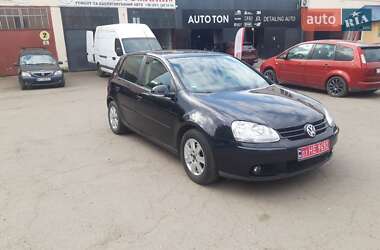 Хэтчбек Volkswagen Golf 2006 в Луцке