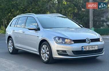 Универсал Volkswagen Golf 2015 в 