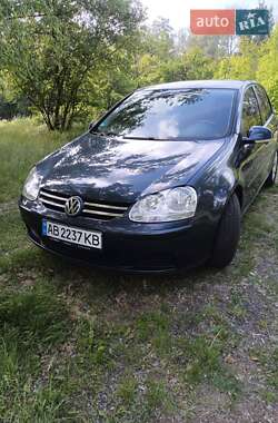 Хетчбек Volkswagen Golf 2006 в 