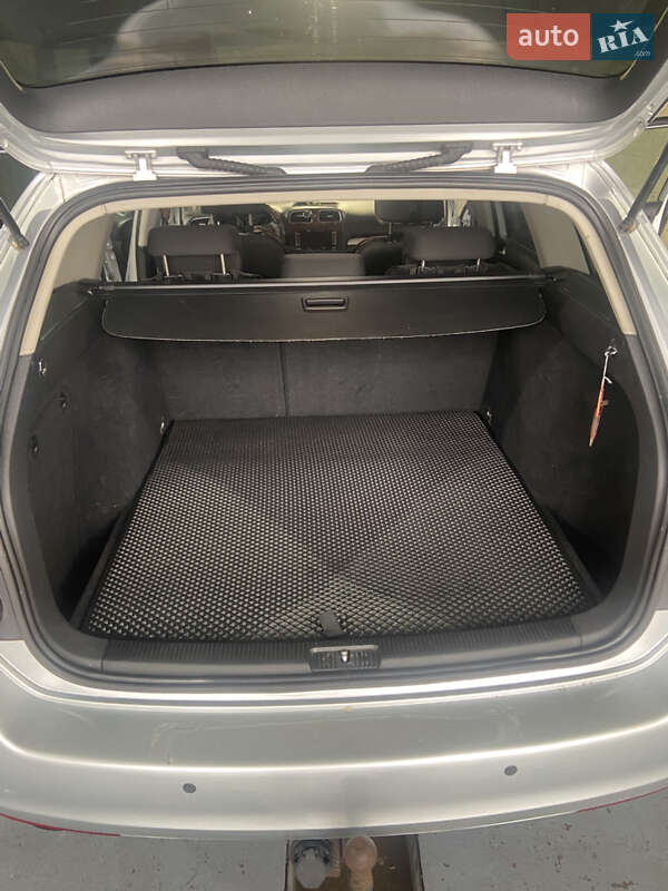 Универсал Volkswagen Golf 2010 в Мукачево