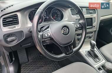 Универсал Volkswagen Golf 2015 в 