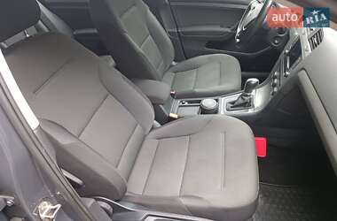 Универсал Volkswagen Golf 2015 в 