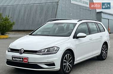 Volkswagen Golf 2020