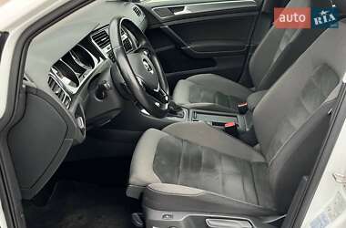 Универсал Volkswagen Golf 2020 в 