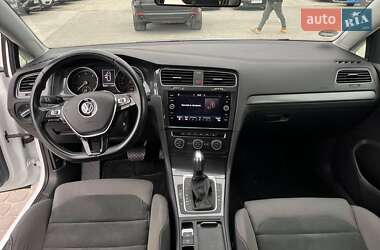 Универсал Volkswagen Golf 2020 в 