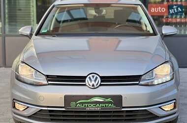 Універсал Volkswagen Golf 2019 в 