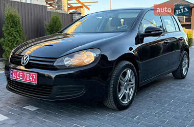 Хетчбек Volkswagen Golf 2010 в Вінниці