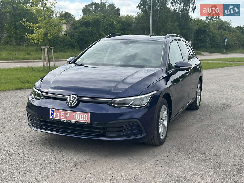 Универсал Volkswagen Golf 2023 в 