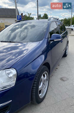 Універсал Volkswagen Golf 2008 в Дрогобичі