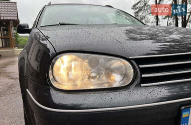 Універсал Volkswagen Golf 2003 в 