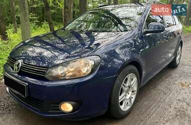 Універсал Volkswagen Golf 2010 в Луцьку