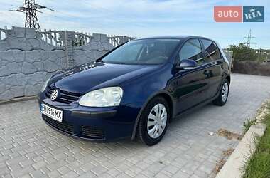 Хетчбек Volkswagen Golf 2004 в Одесі