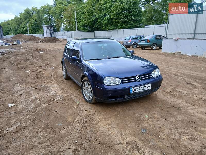 Хетчбек Volkswagen Golf 2000 в Хмельницькому