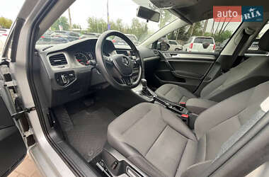 Универсал Volkswagen Golf 2015 в 