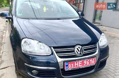 Універсал Volkswagen Golf 2009 в 