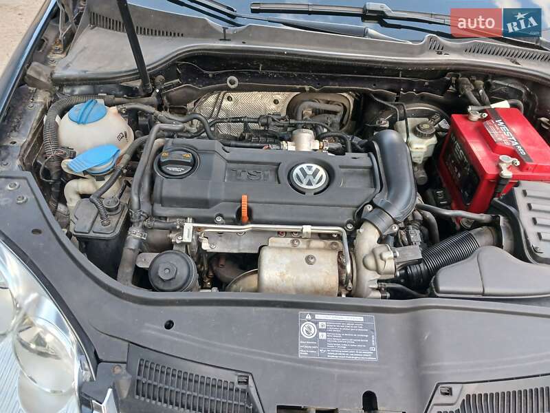 Универсал Volkswagen Golf 2008 в Гадяче