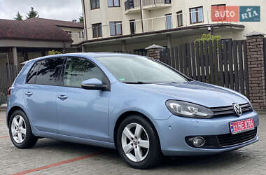 Хетчбек Volkswagen Golf 2010 в Старокостянтинові