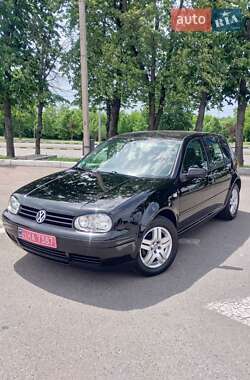 Хетчбек Volkswagen Golf 2003 в Харкові