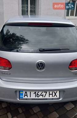 Хэтчбек Volkswagen Golf 2011 в 