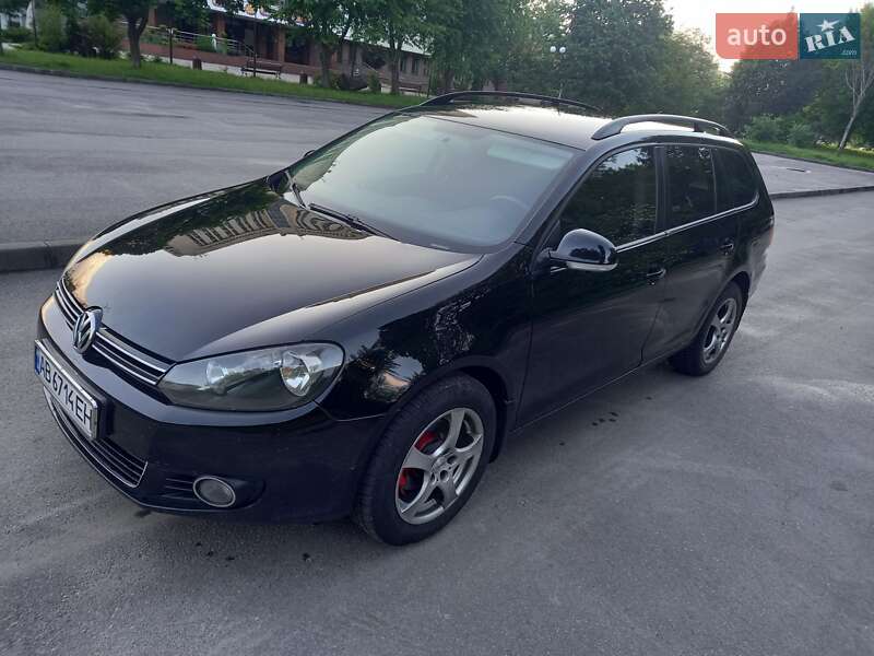 Универсал Volkswagen Golf 2009 в Виннице