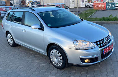 Универсал Volkswagen Golf 2008 в 