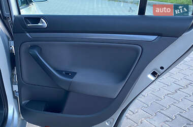 Универсал Volkswagen Golf 2008 в 