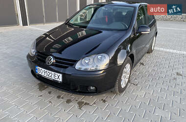 Хэтчбек Volkswagen Golf 2005 в Збараже