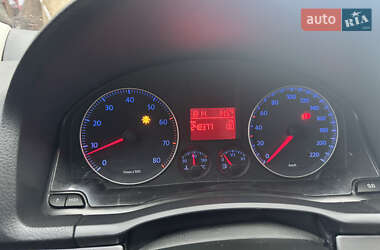 Хэтчбек Volkswagen Golf 2007 в 