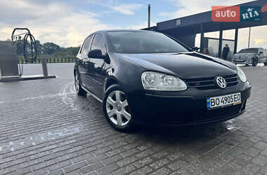 Хэтчбек Volkswagen Golf 2007 в 